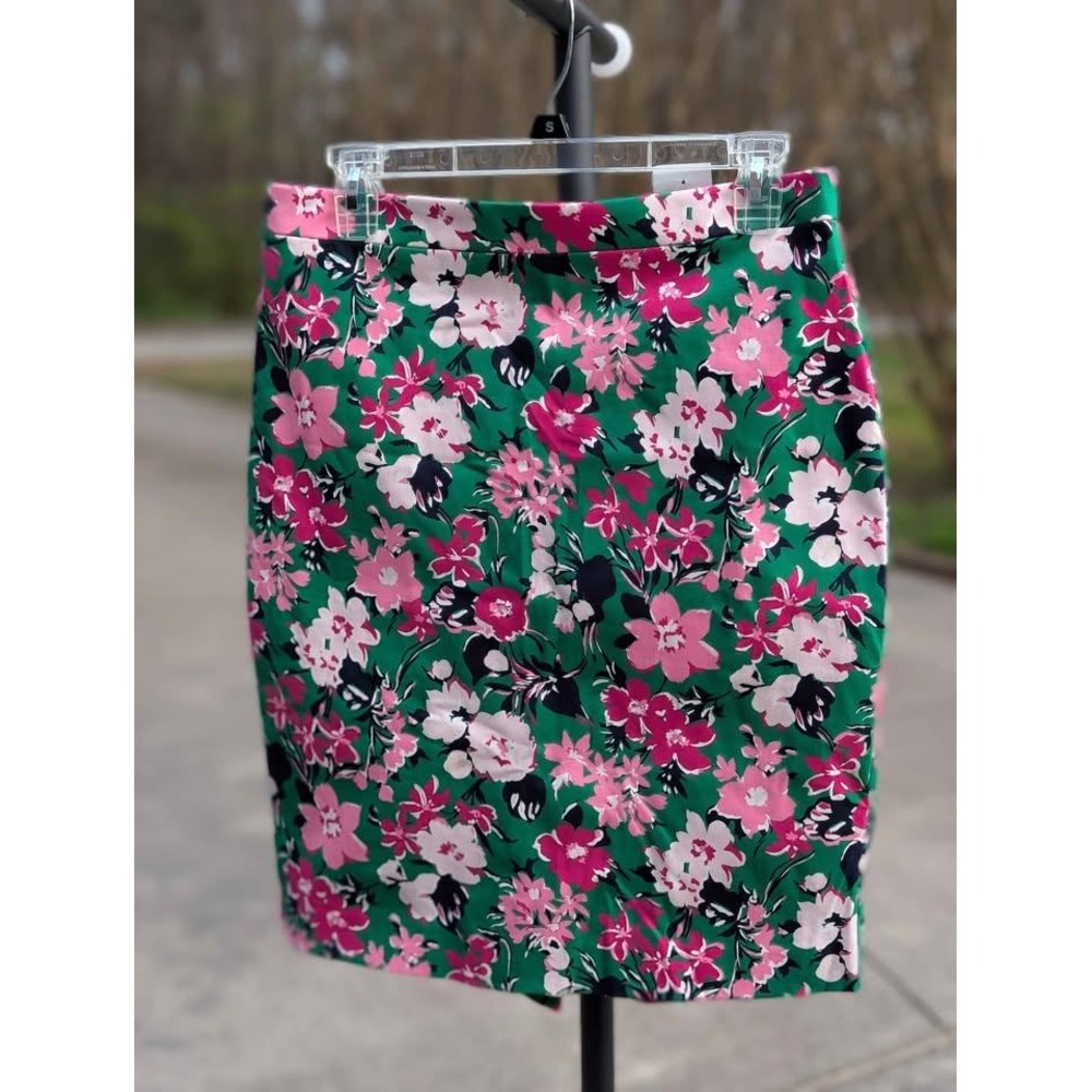 J.Crew Floral Mini Skirt Size 4 Green Pink NWT Lined Spring Summer
